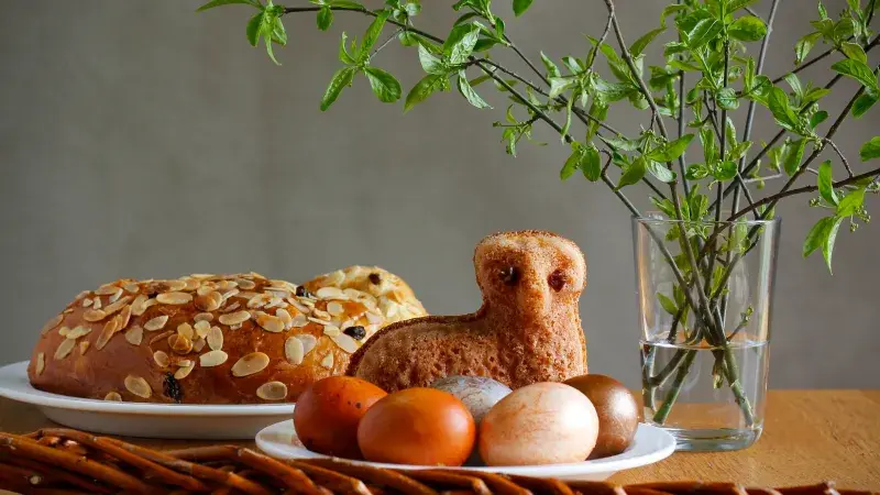 Velikonoční beránek a mazanec