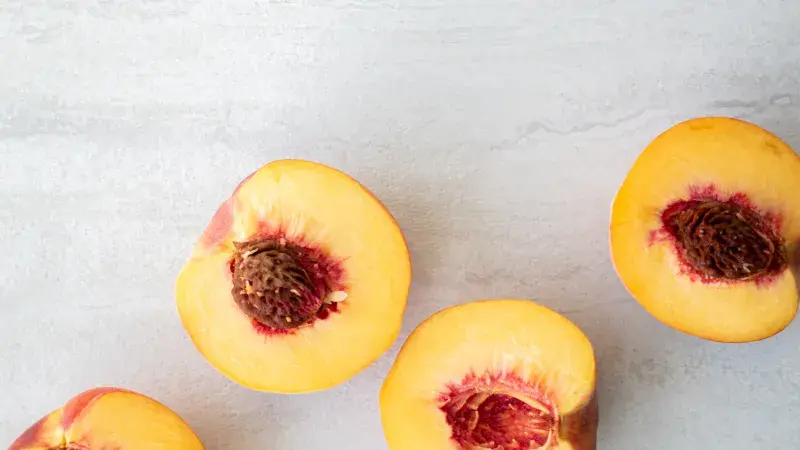 Broskve a nektarinky