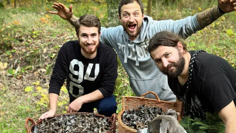 Když jde Lukáš Zach na houby, nese domů celé nůše – klidně i stročku trubkovitého