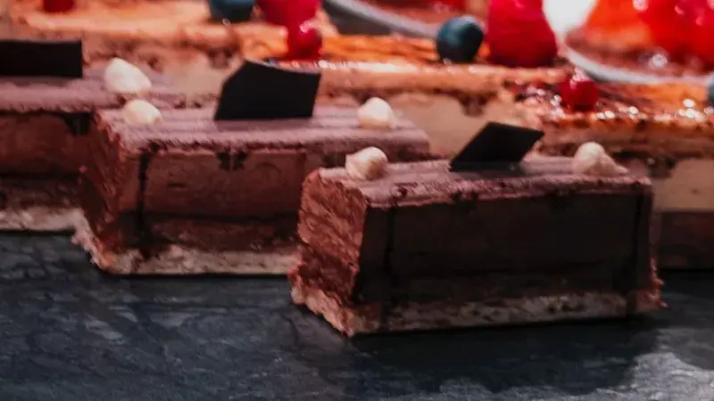 Pařížské kostky s čokoládovými tyčinkami