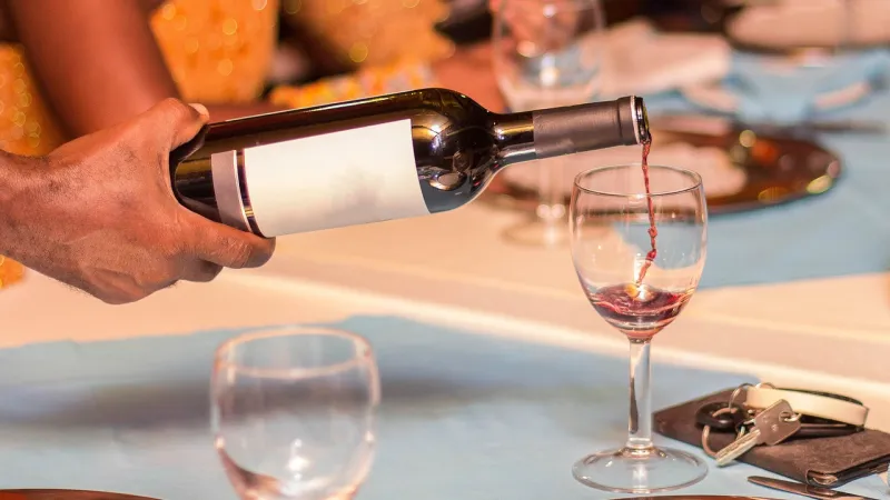 nalévání vína