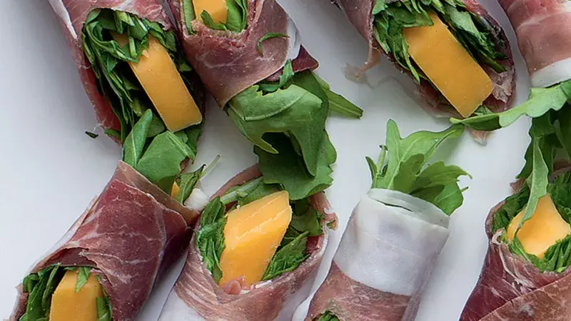 Rolky ze sušené šunky