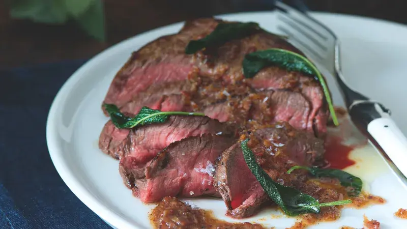 Rumpsteak a omáčka Ambiente