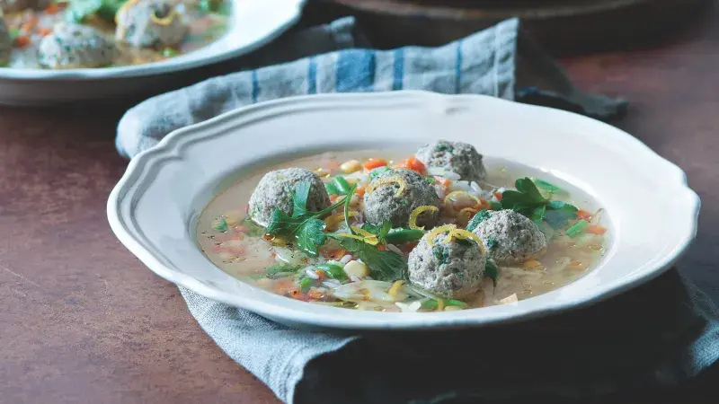 Polévka s kuřecími knedlíčky