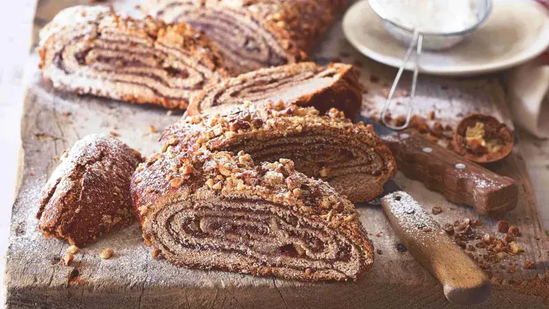 Sakrajda neboli perníkový závin