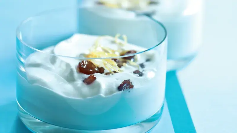 Šampaňský krém s rozinkami