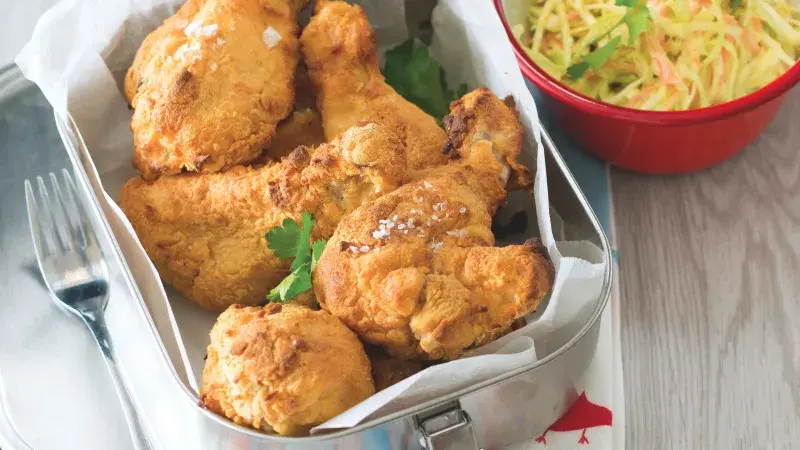 Smažené kuře z trouby & coleslaw