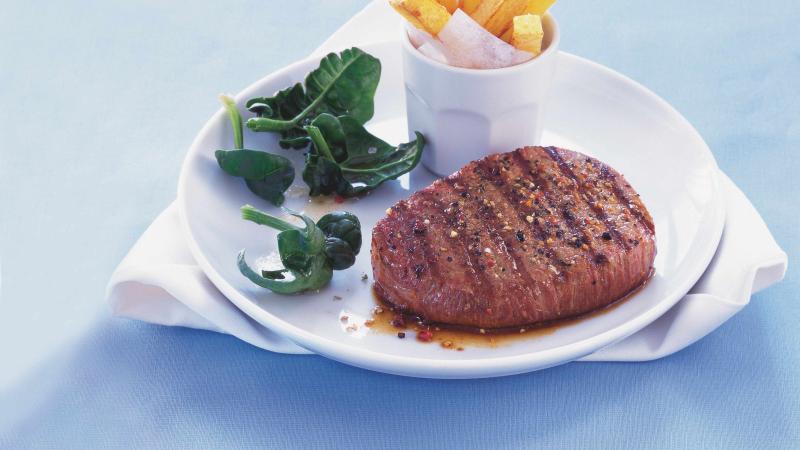 Steak na barevném pepři