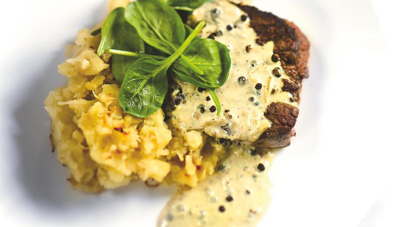 Steak s pepřovou omáčkou