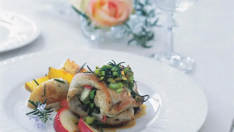 Krůtí závitky s jablky a oříšky