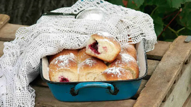 Podzimní pečení: Jak upéct báječné švestkové buchty a koláče z kynutého těsta