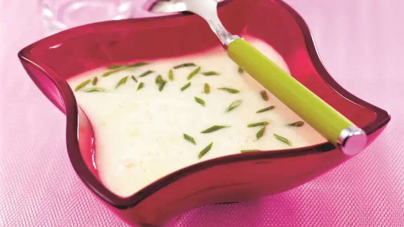 Sýrová polévka s bílým vínem