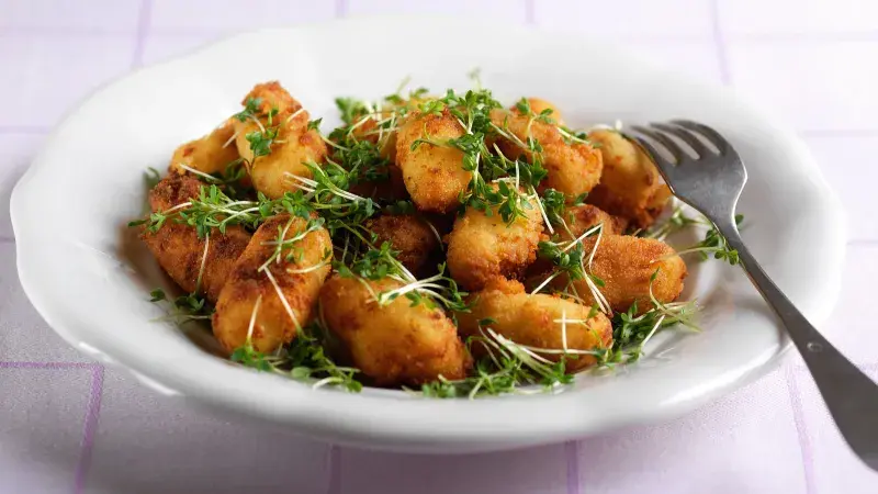 Sýrové krokety s řeřichou