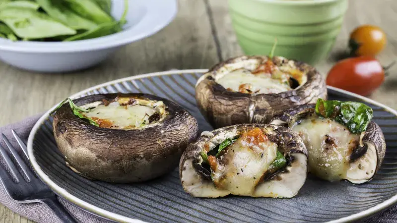 Portobello plněné zeleninou a sýrem