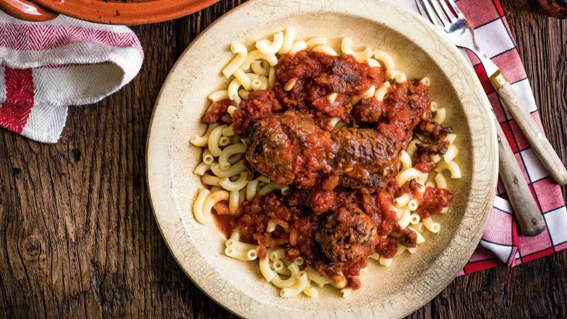 Těstoviny ze Sète (Macaronade sétoise)