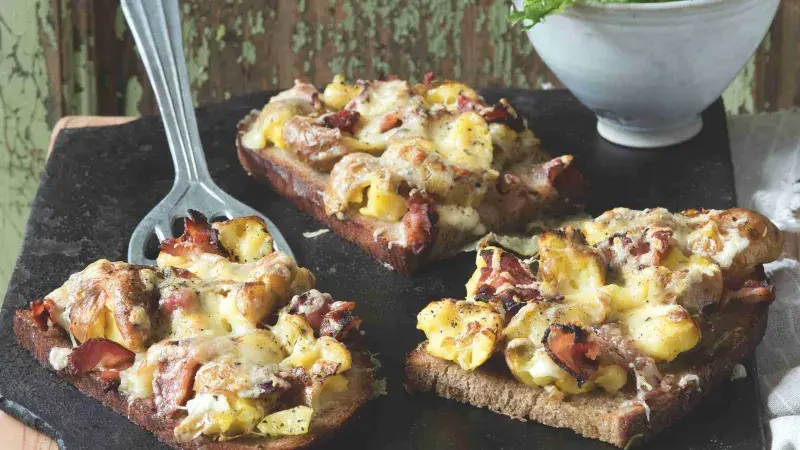 Toust à la tartiflette