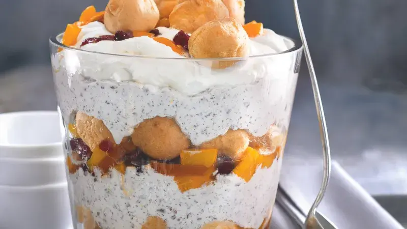 Trifle s profiterolkami