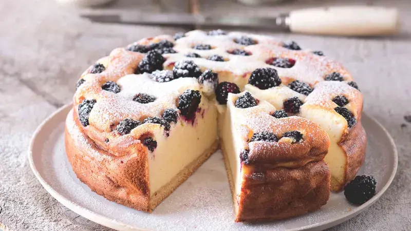 Tvarožník s ostružinami