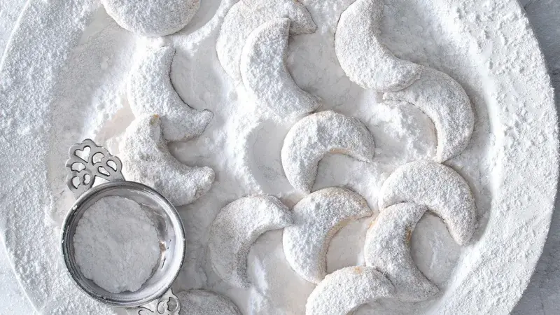 Vykrajované vanilkové rohlíčky