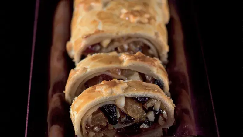 Vánoční závin se sušeným ovocem