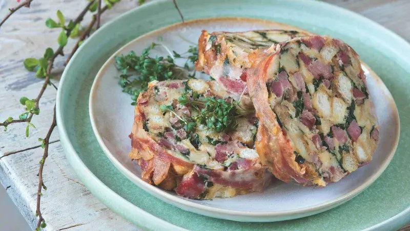 Velikonoční nádivka ve slaninovém kabátku