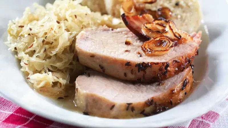 Klasické vepřo knedlo zelo