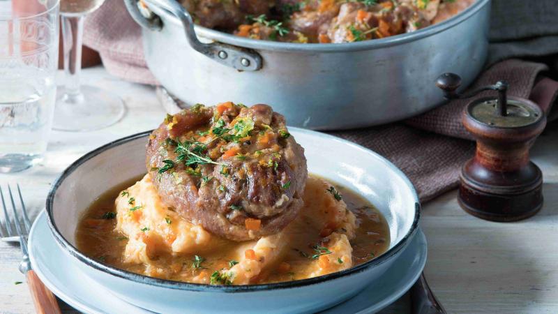 Vepřové ossobuco s pomerančovou gremolatou a mrkvovým pyré