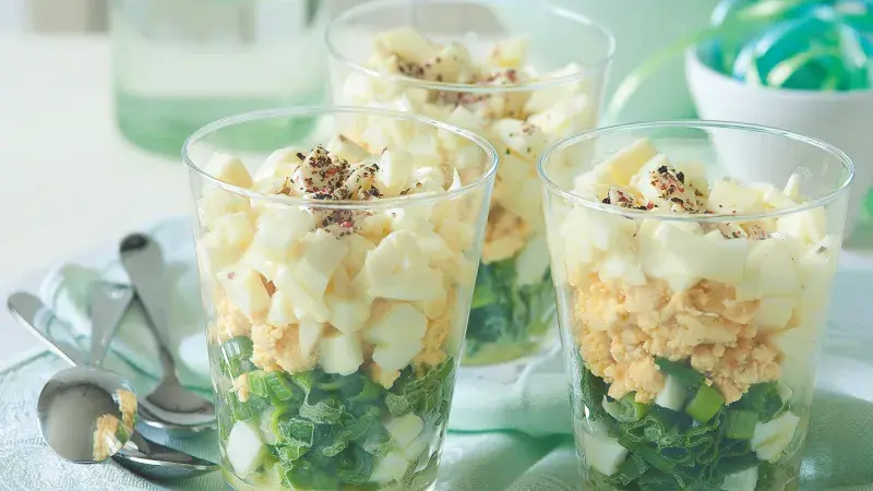 Vrstvené vaječné skleničky