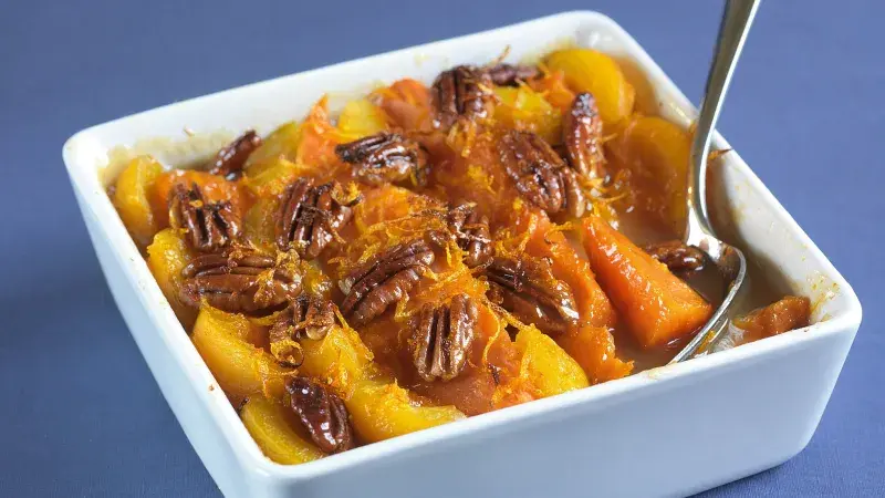 Zapečené sladké brambory s meruňkami