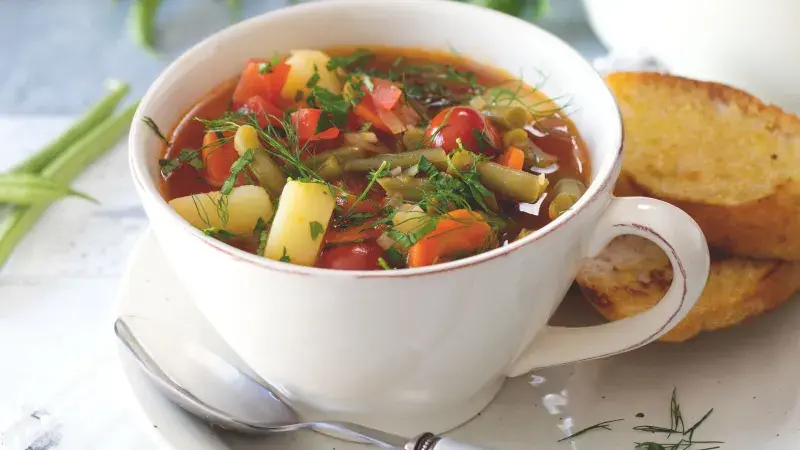 Zeleninová polévka s fazolkami