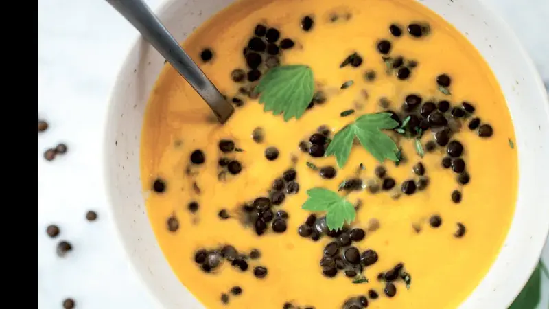 Zeleninová krémová polévka s čočkou