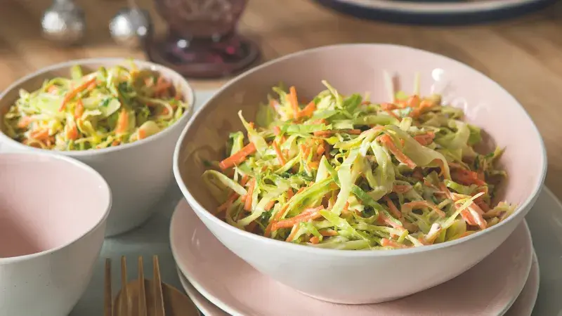 Zelný salát s mrkví