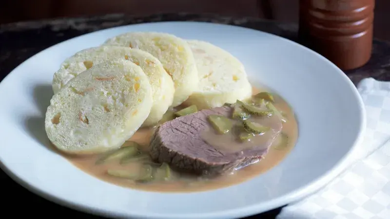 znojemska hovezi pecene