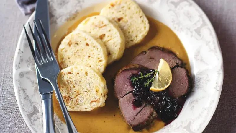 Svíčková omáčka