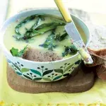 Domácí paštika s bílým vínem a provensálským kořením