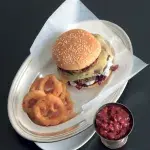 Luxusní cheeseburger