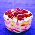 Pečený trifle s malinami