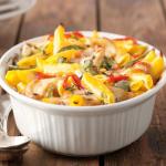 Penne ricce zapečené s paprikou a uzenou scamorzou