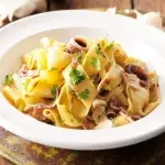 Pappardelle se sardelkami