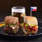 Bageta s chorizem & guacamole