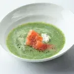 Brokolicová polévka se smetanou