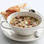 Cibulačka s pancettou