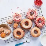 Donuty s cukrovou polevou