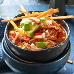 Mexická kuřecí polévka s tortillou