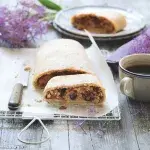 Jablkový štrúdl z jogurtového těsta 