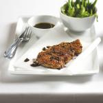Steak s omáčkou z červeného vína 
