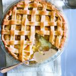 Granny's apple pie aneb babiččin jablečný koláč Granny's apple pie aneb babiččin jablečný koláč