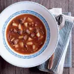 Vydatná gulášová polévka