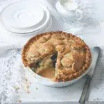 Jablečný páj se zázvorem a oříškovou pokličkou