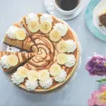 Karamelový cheesecake s banány
